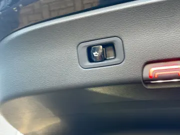 MERCEDES-BENZ GLC 300 de 4M Coupe AMG Pano Head Up M…