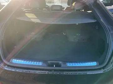 MERCEDES-BENZ GLC 300 de 4M Coupe AMG Pano Head Up M…