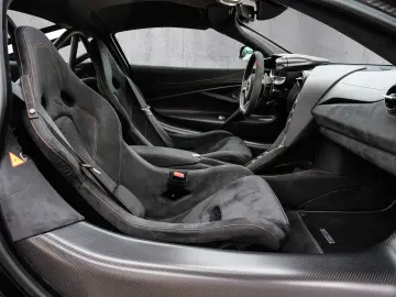 MCLAREN 750S Coupé Embar Orange  Track Brake  Lift