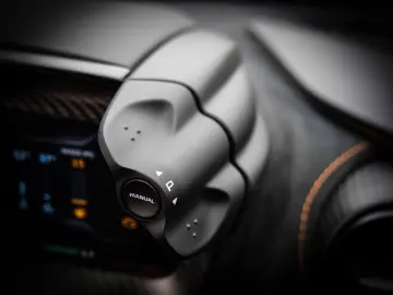 MCLAREN 750S Coupé Embar Orange  Track Brake  Lift