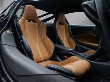 MCLAREN 750S Coupé I TechLux I B&W