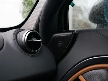 MCLAREN 750S Coupé I TechLux I B&W