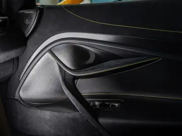 MCLAREN 750S Coupe - B&W - Performance interior