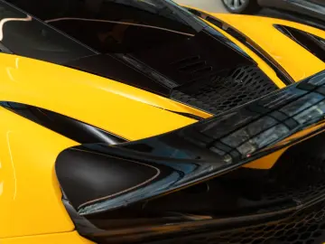 MCLAREN 750S Coupe - B&W - Performance interior