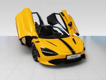 MCLAREN 750S Coupe - B&W - Performance interior