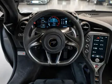 MCLAREN 750S MSO Midnight Black  Full PPF  Front Lift