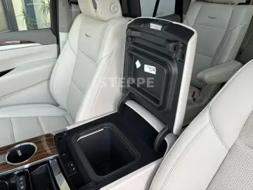 Cadillac Escalade FACELIFT MY26 6.2 V8 Sport Platinum