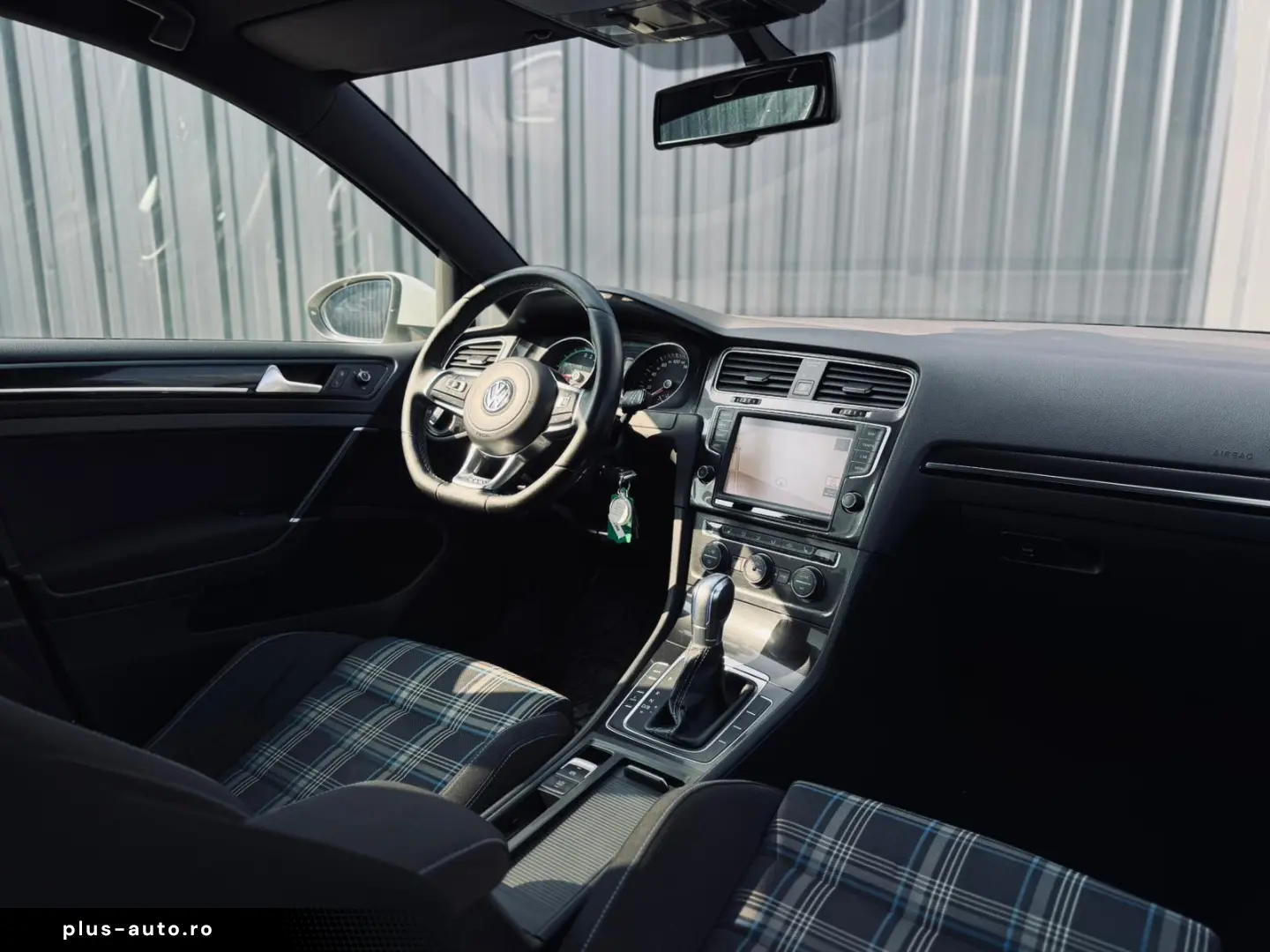 VOLKSWAGEN GOLF VII GTE   FAB 10.2015   1.4 HYBRID 150CP