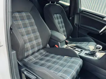 VOLKSWAGEN GOLF VII GTE   FAB 10.2015   1.4 HYBRID 150CP