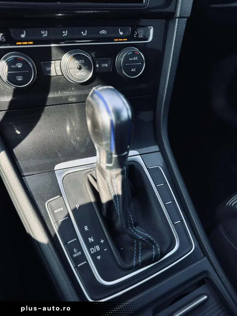 VOLKSWAGEN GOLF VII GTE   FAB 10.2015   1.4 HYBRID 150CP