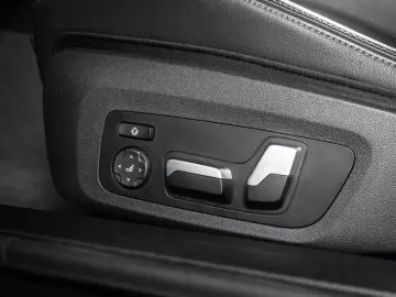 BMW M2  M-SITZ CARBON MEMORY