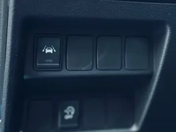 NISSAN QASHQAI  FAB 02.2018   1.2 BENZINA116 CP  EURO 6