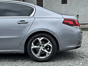 PEUGEOT 508 EAT6 Allure