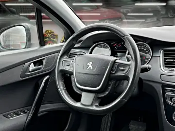 PEUGEOT 508 EAT6 Allure