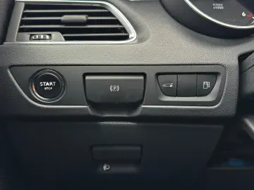 PEUGEOT 508 EAT6 Allure