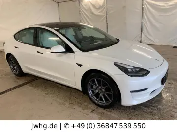 TESLA Model 3 Dual AWD Wärmep. Autopilot Pano Ryzen
