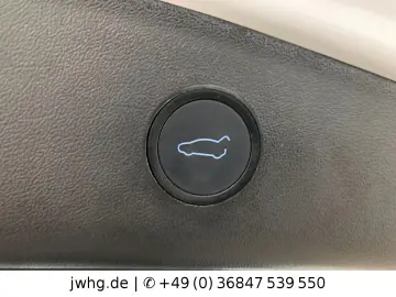 TESLA Model 3 Dual AWD Wärmep. Autopilot Pano Ryzen