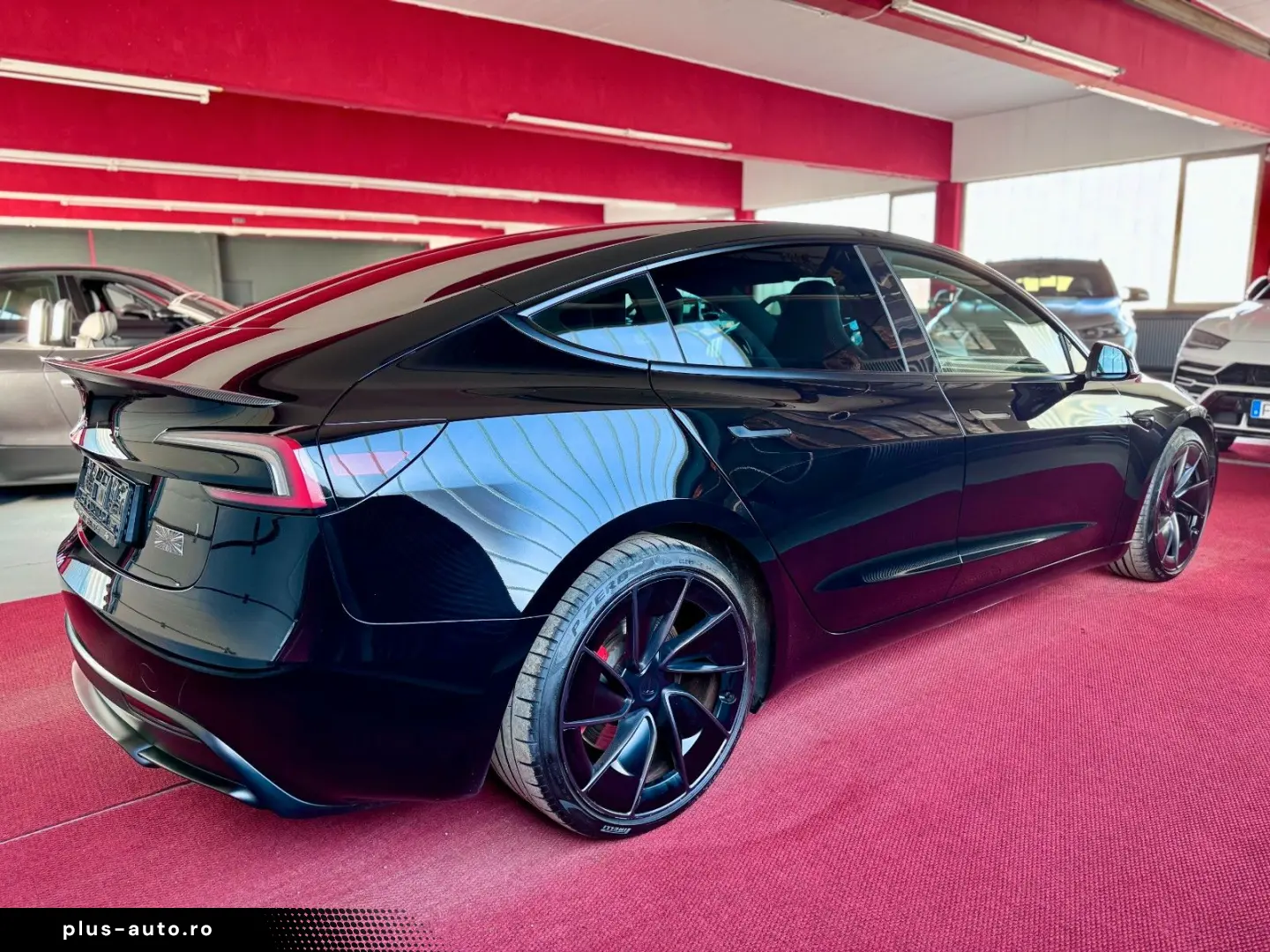 TESLA Model 3 Facelift Performance Dual AWD Steuer