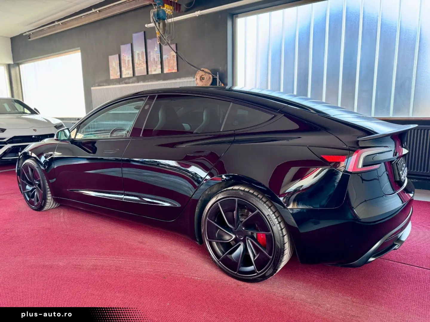 TESLA Model 3 Facelift Performance Dual AWD Steuer