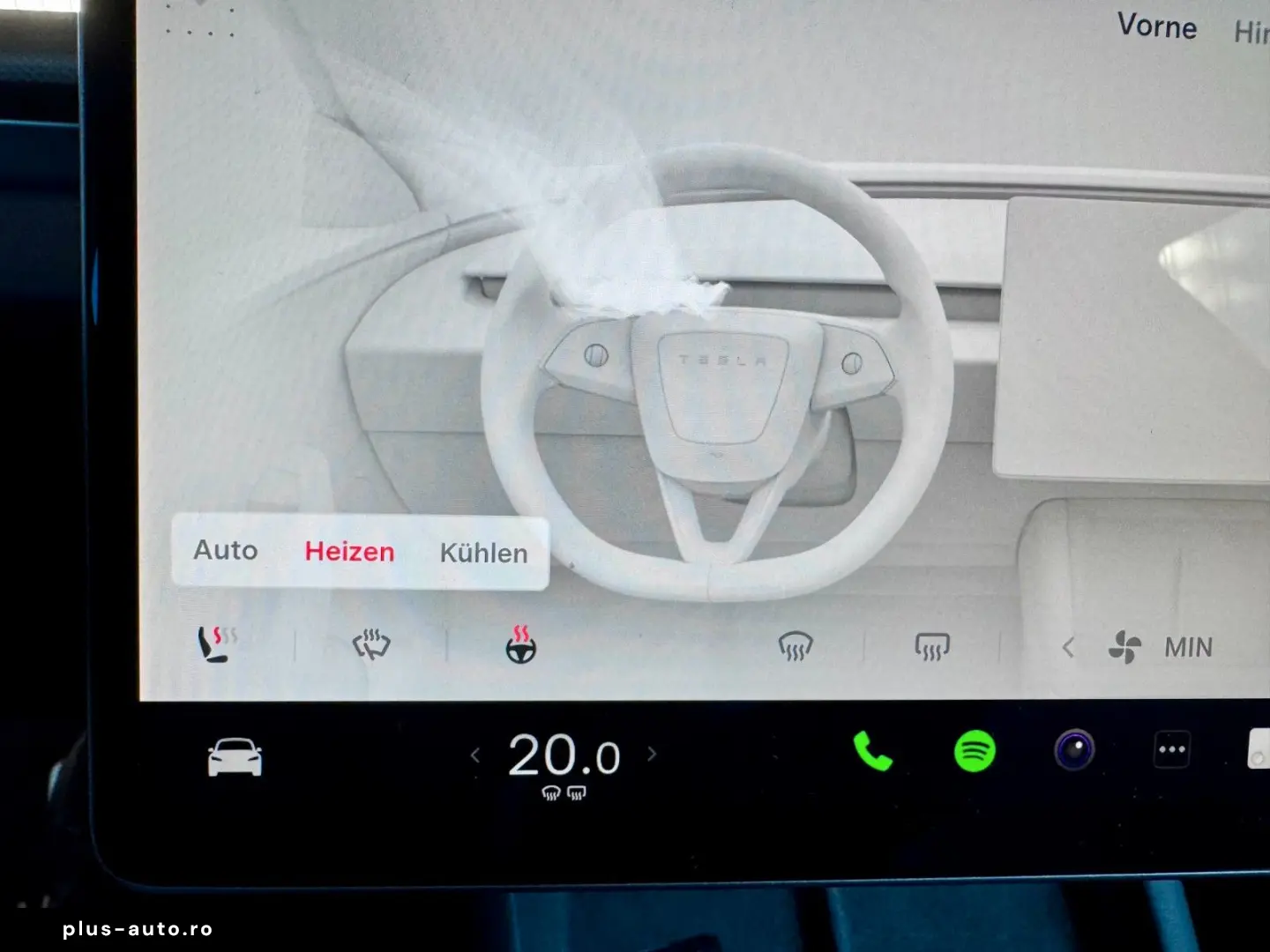 TESLA Model 3 Facelift Performance Dual AWD Steuer