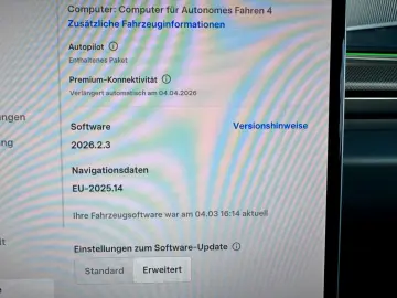 TESLA Model 3 Facelift Performance Dual AWD Steuer