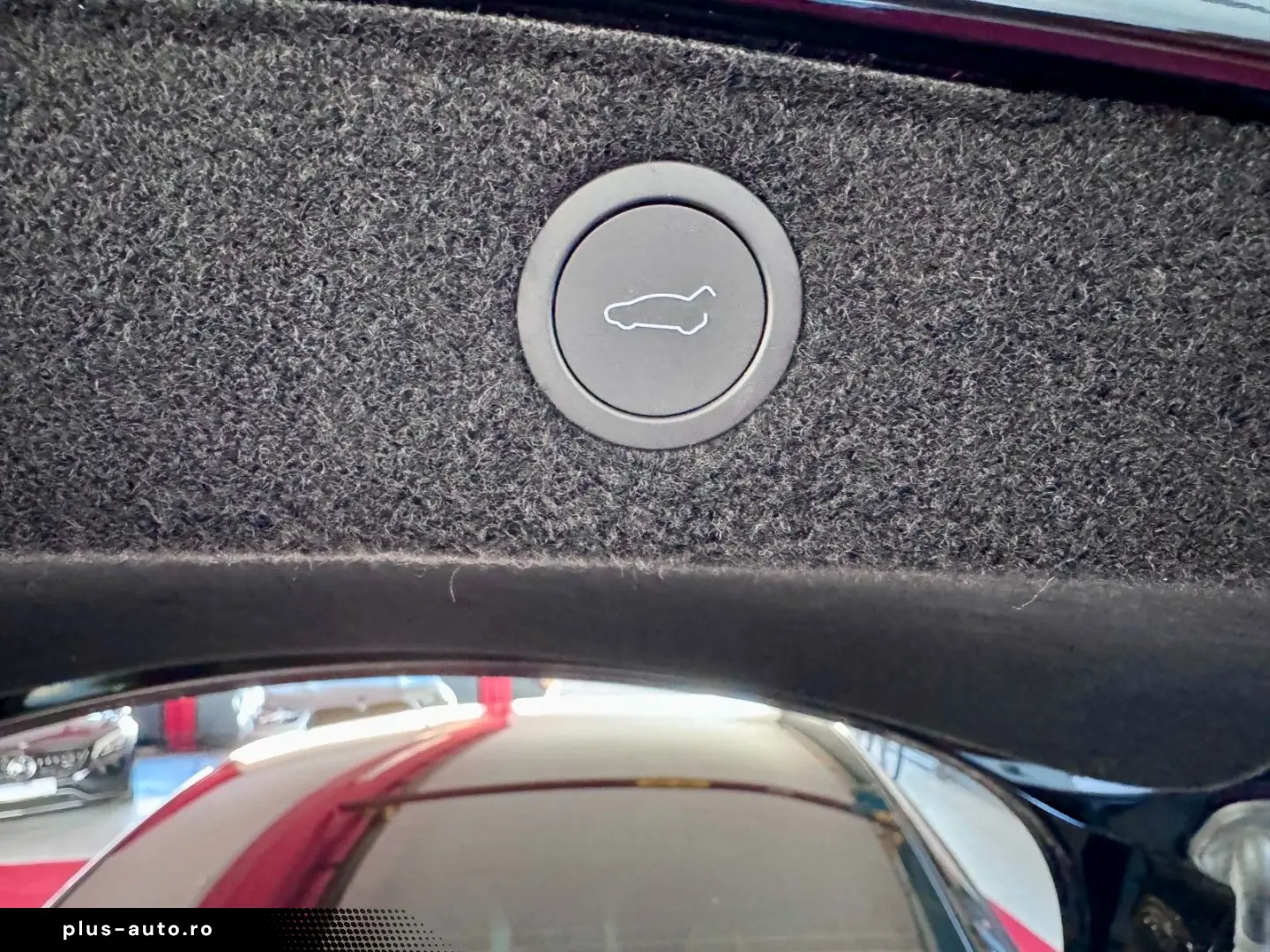 TESLA Model 3 Facelift Performance Dual AWD Steuer