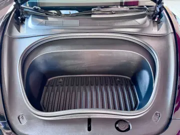 TESLA Model 3 Facelift Performance Dual AWD Steuer