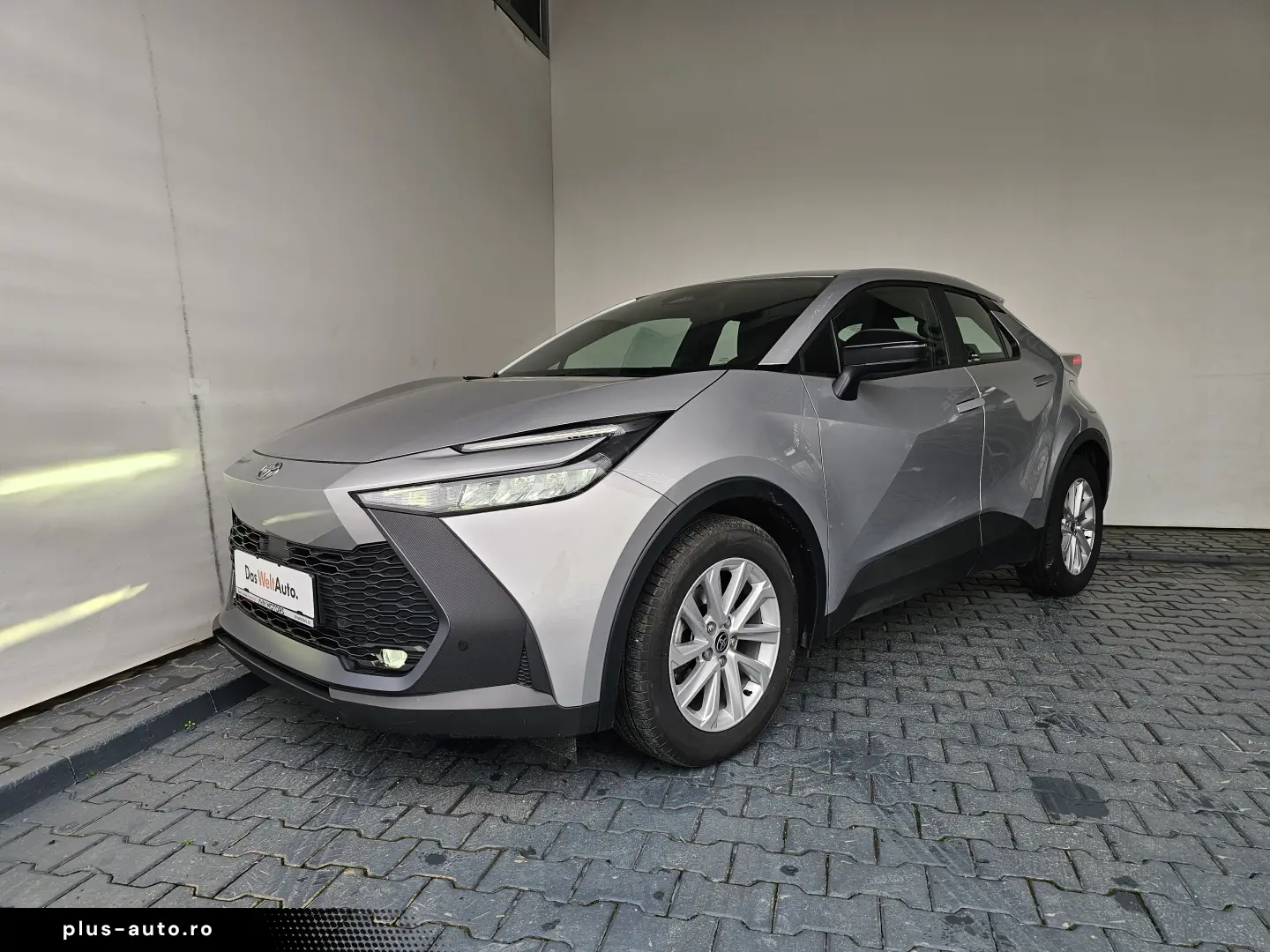 Toyota C-HR Hybrid FWD Active