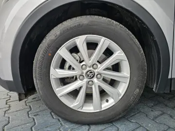 Toyota C-HR Hybrid FWD Active