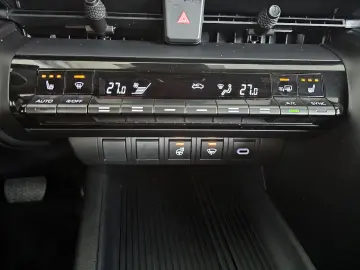 Toyota C-HR Hybrid FWD Active