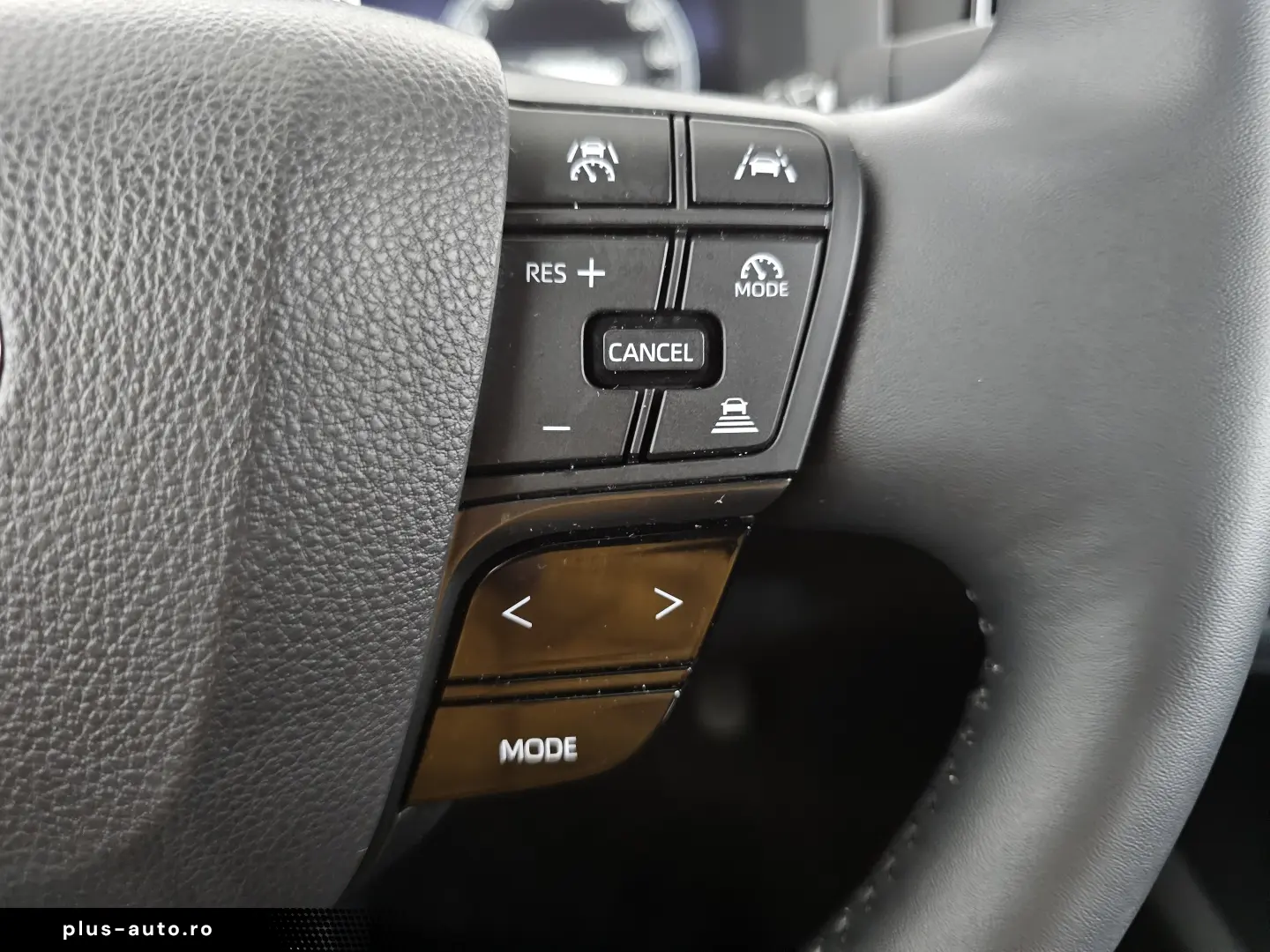 Toyota C-HR Hybrid FWD Active