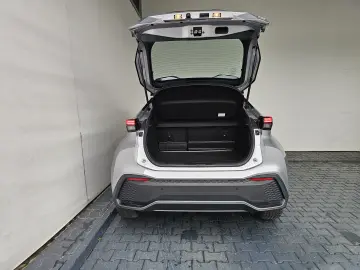 Toyota C-HR Hybrid FWD Active