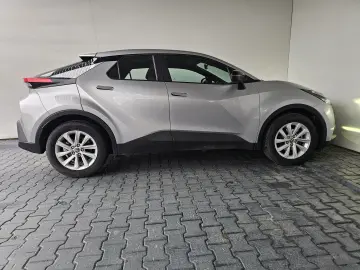 Toyota C-HR Hybrid FWD Active