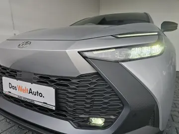 Toyota C-HR Hybrid FWD Active