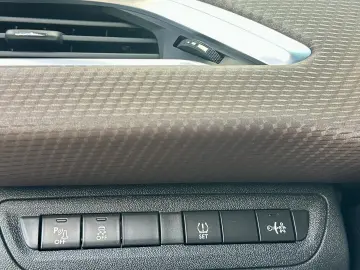 Peugeot 2008 124.000km Dubluclimatronic Rate Garantie