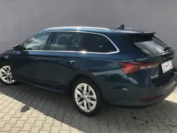 SKODA OCTAVIA MHEV Business Plus