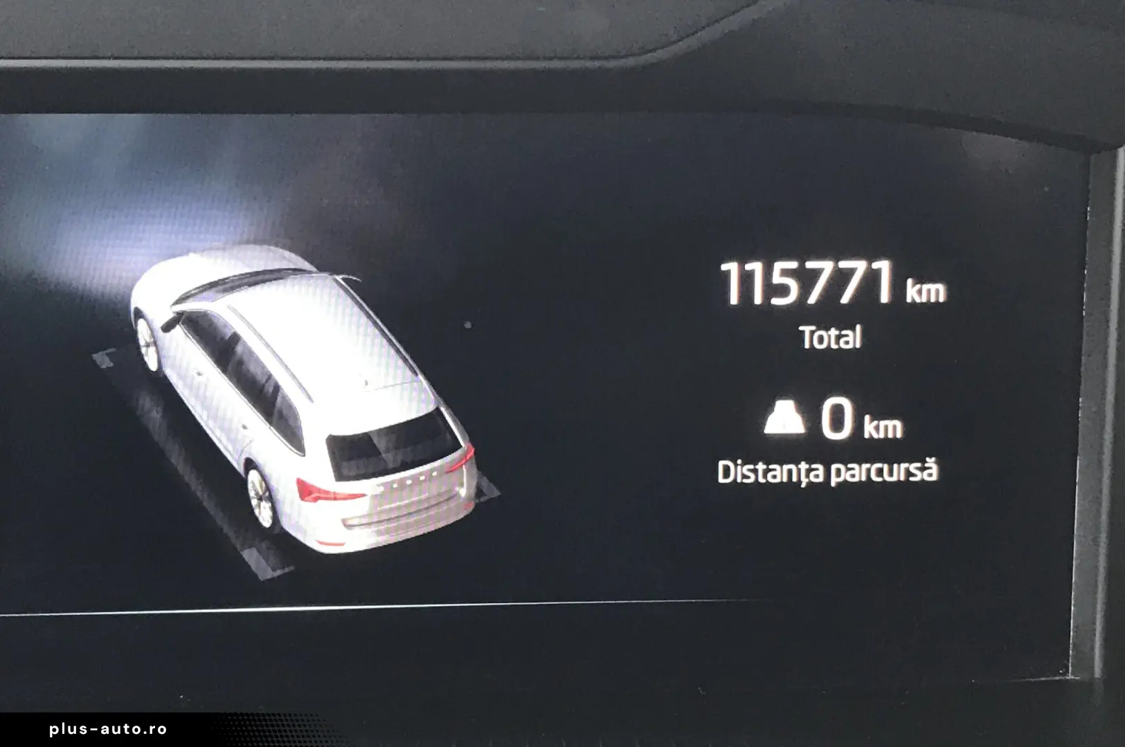 SKODA OCTAVIA MHEV Business Plus