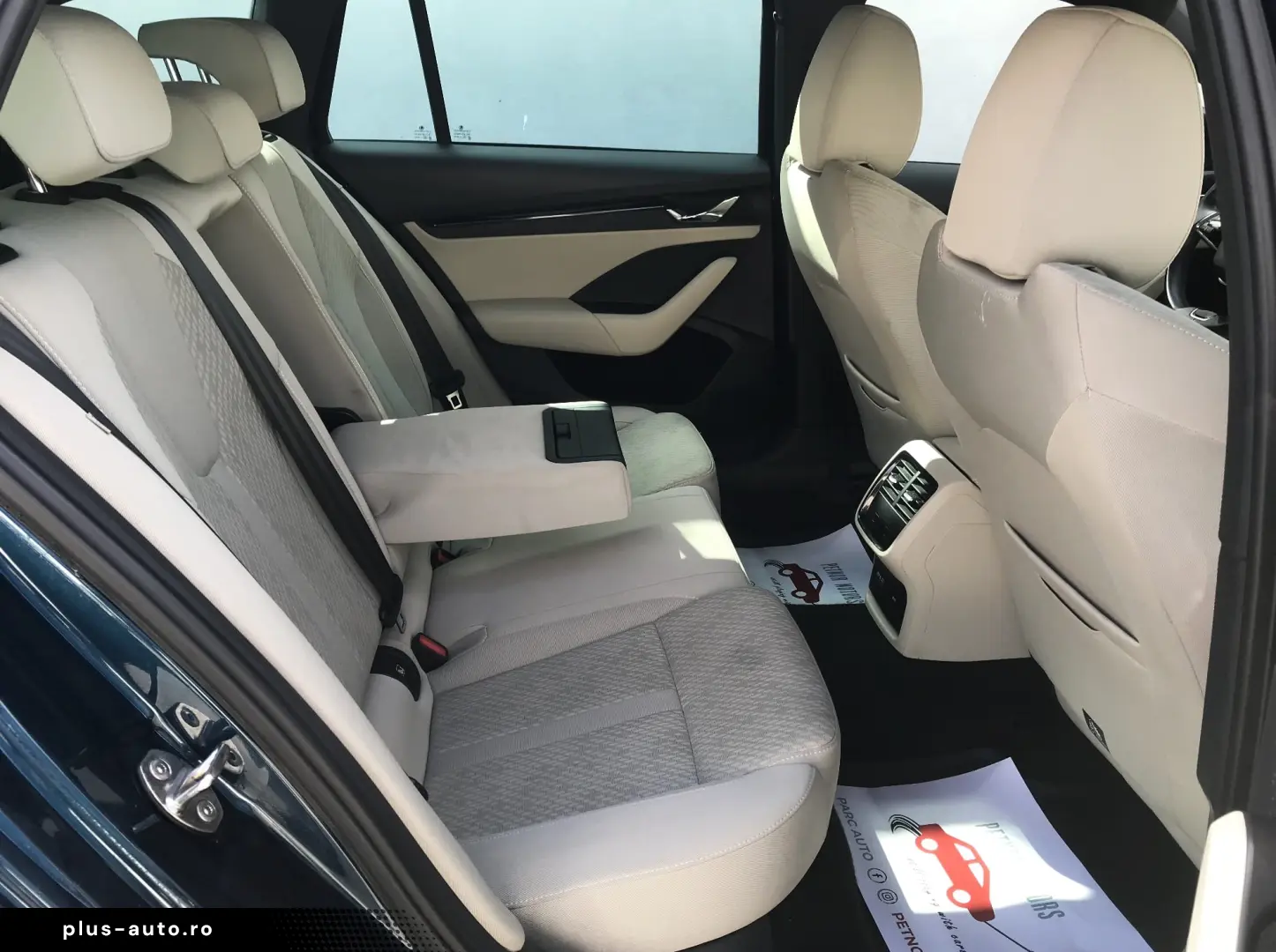 SKODA OCTAVIA MHEV Business Plus