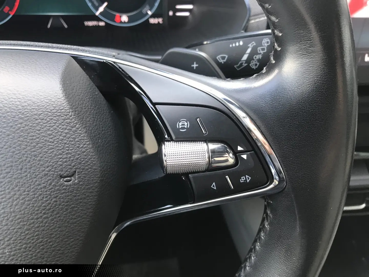 SKODA OCTAVIA MHEV Business Plus