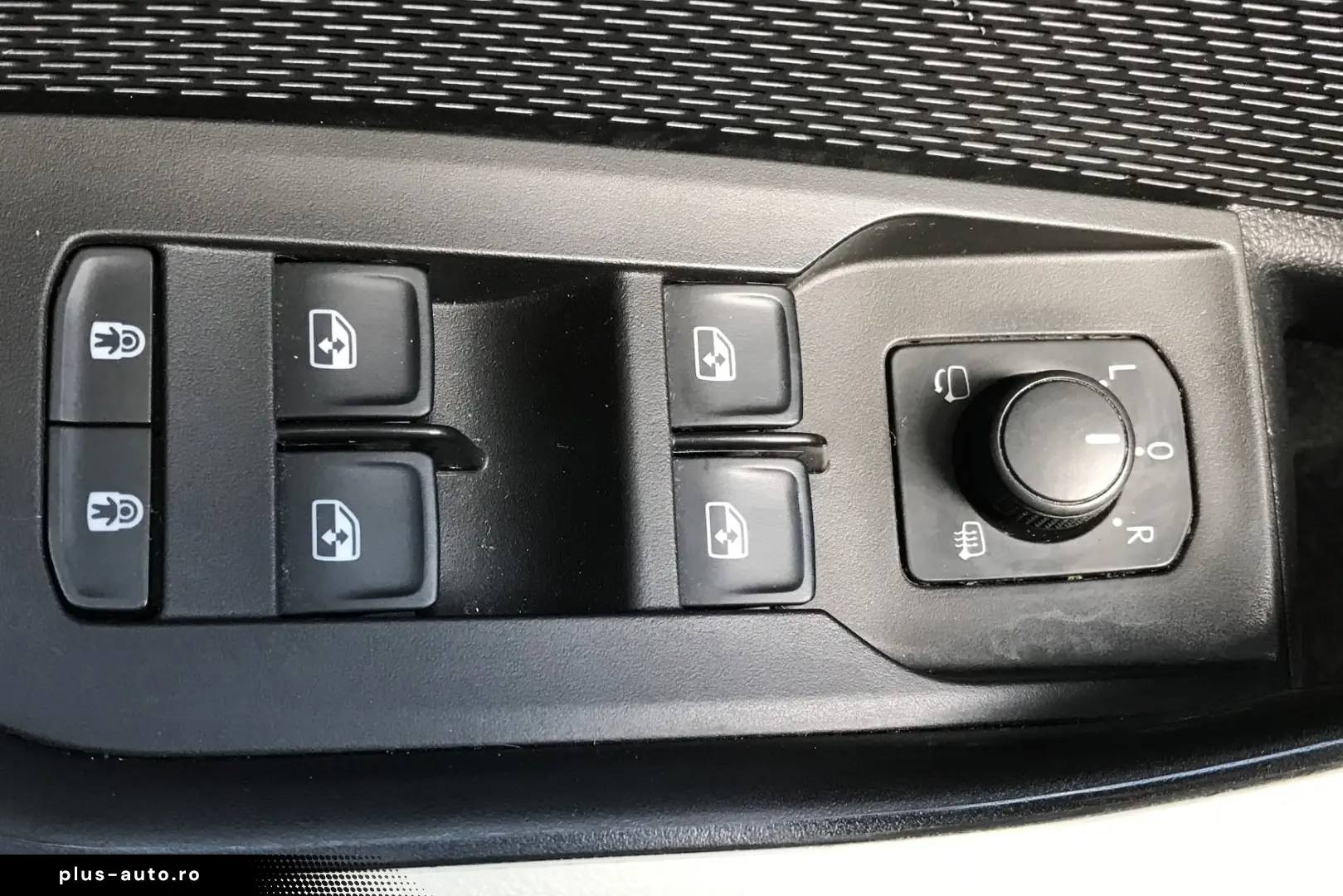 SKODA OCTAVIA MHEV Business Plus