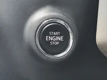 SKODA OCTAVIA MHEV Business Plus