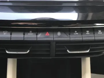 SKODA OCTAVIA MHEV Business Plus