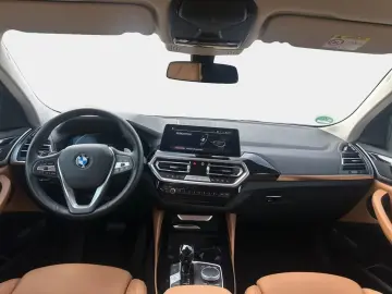 BMW X4 xDrive20i Aut. AHK Ambiente HiFi Adapt. LED