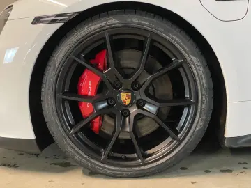 PORSCHE Taycan GTS Sport Turismo   Massagefunktion