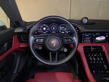 PORSCHE Taycan GTS Sport Turismo   Massagefunktion