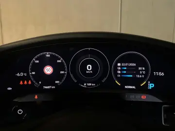 PORSCHE Taycan GTS Sport Turismo   Massagefunktion