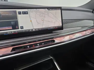 BMW 740d xDrive M Sport Pro B&W Massage Sitzlüftung