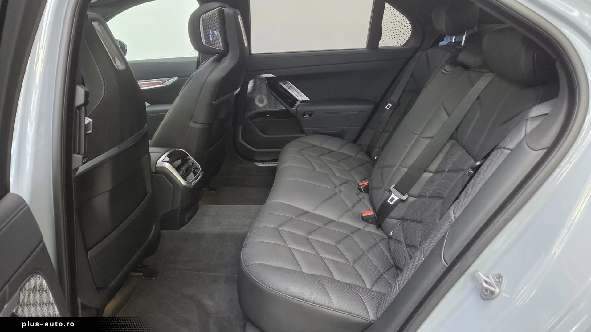 BMW 740d xDrive M Sport Pro B&W Massage Sitzlüftung