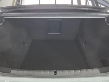 BMW 740d xDrive M Sport Pro B&W Massage Sitzlüftung