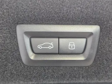 BMW 740d xDrive M Sport Pro B&W Massage Sitzlüftung